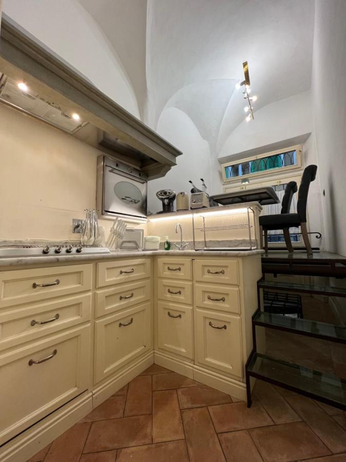 Unique And Antique Apartamento